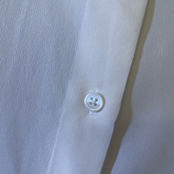 Equipment Femme White Silk Blouse Brand NEW! - Picture 4 of 11